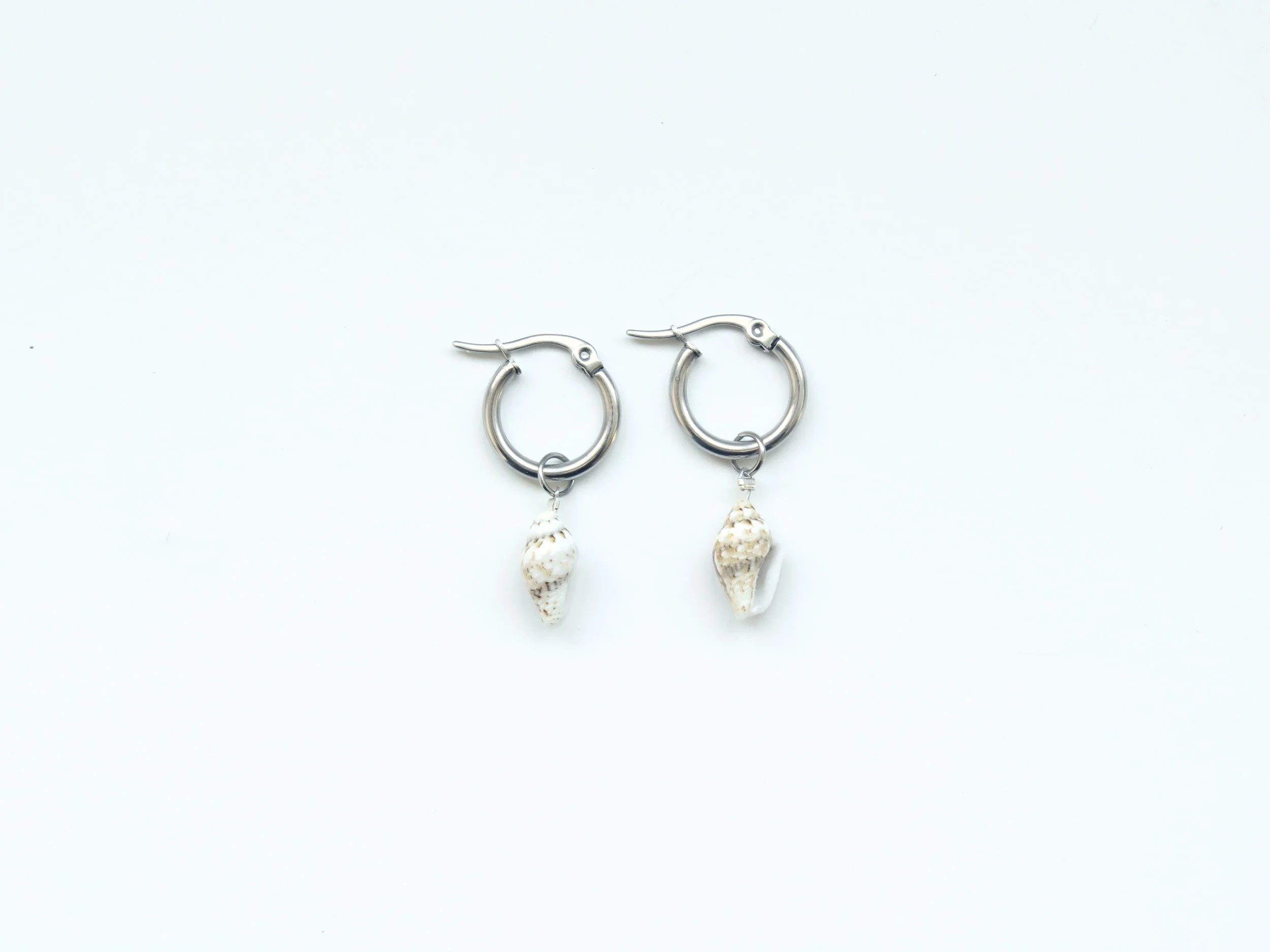 MICRO SHELL SILVER.jpg