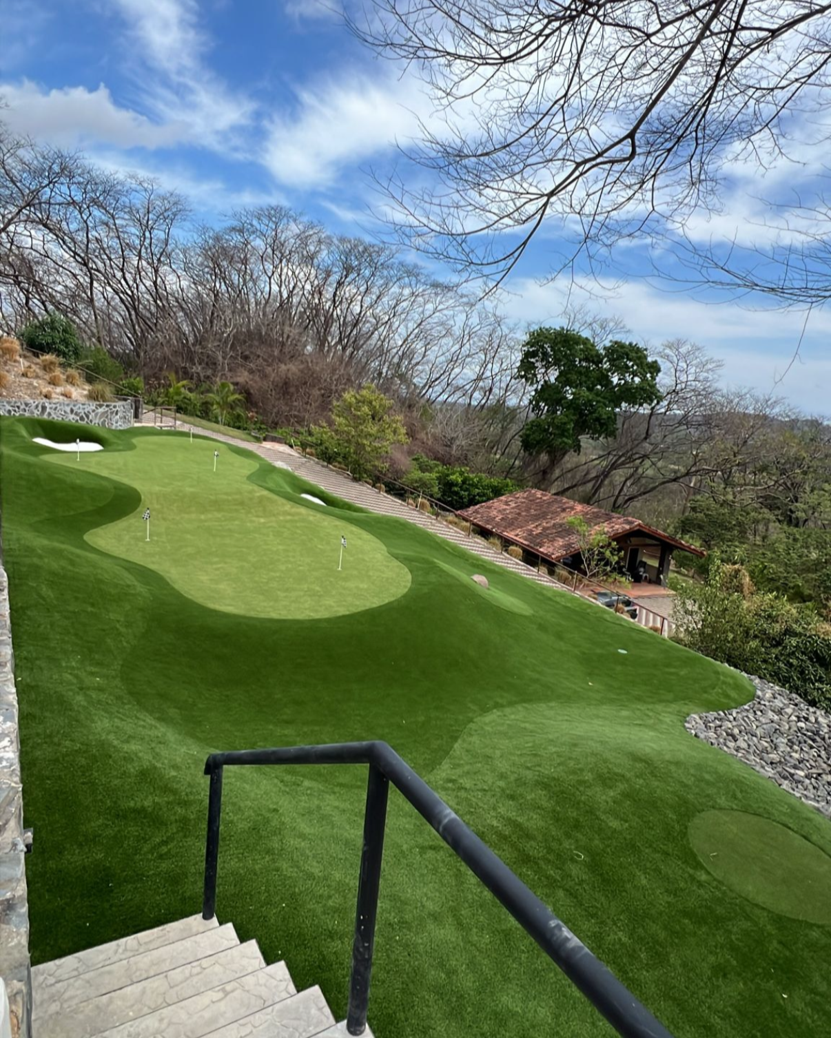 GuanaTurfCo Custom Chipping Green For Private Estates.