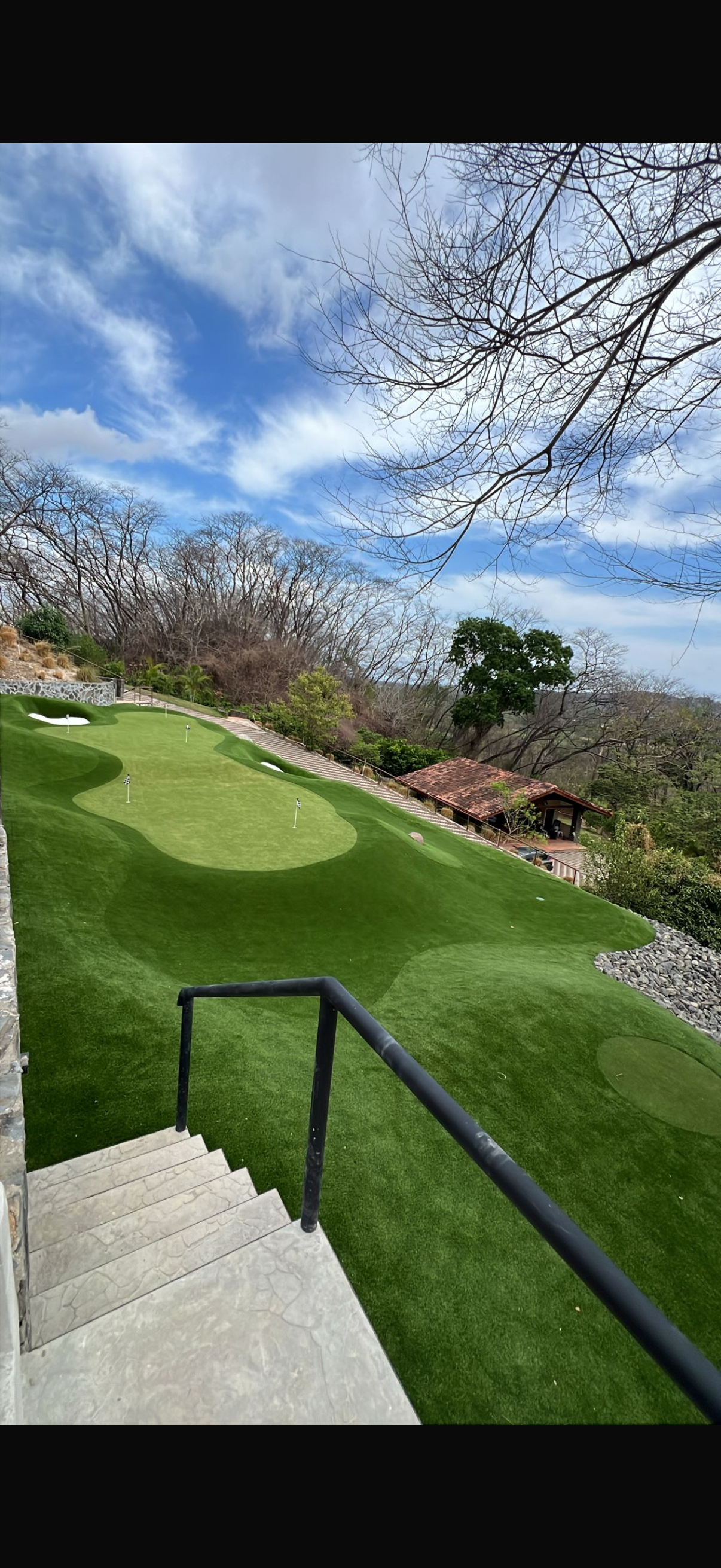 GuanaTurfCo Custom Chipping Green For Private Estates.