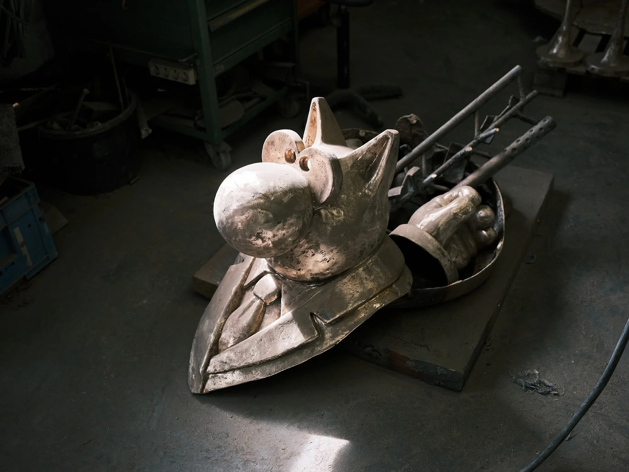 Waarom wordt kunst meestal in brons gegoten?