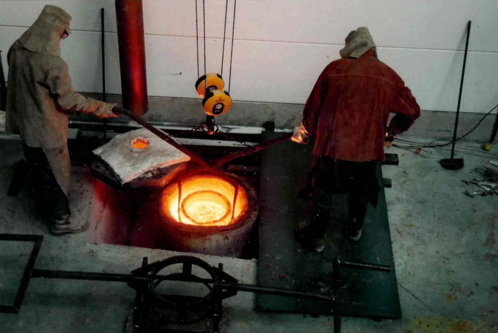 Smeltoven-Kunstgieterij-Van-Geert-3.jpg