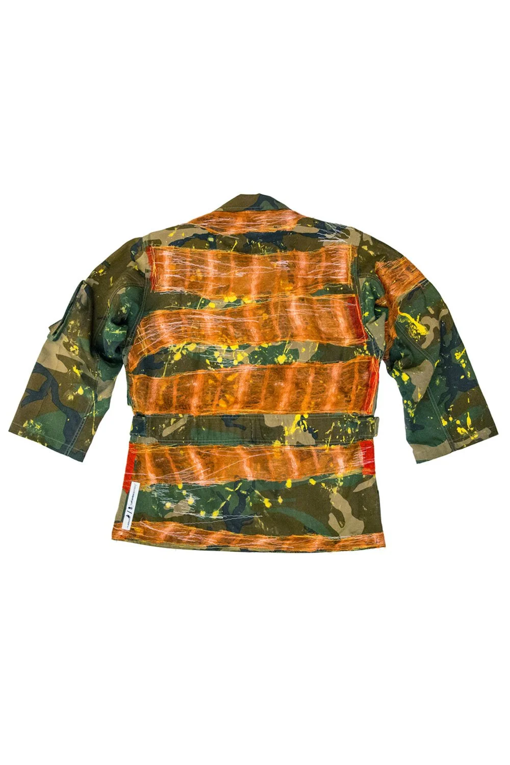 11b_re_upcycling-flatlay_camo-shirt.jpg