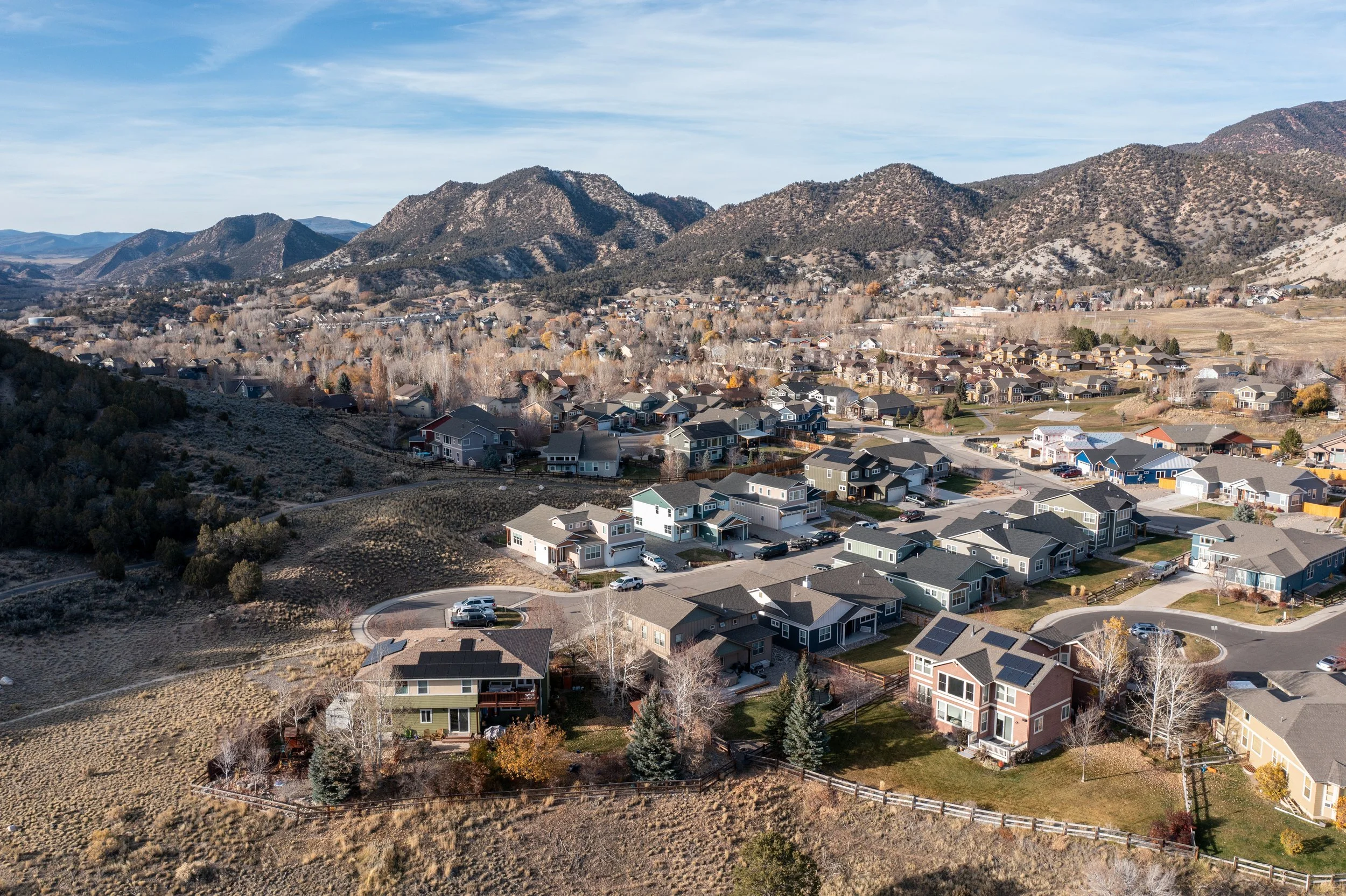 Residential investment property in an established neighborhood
