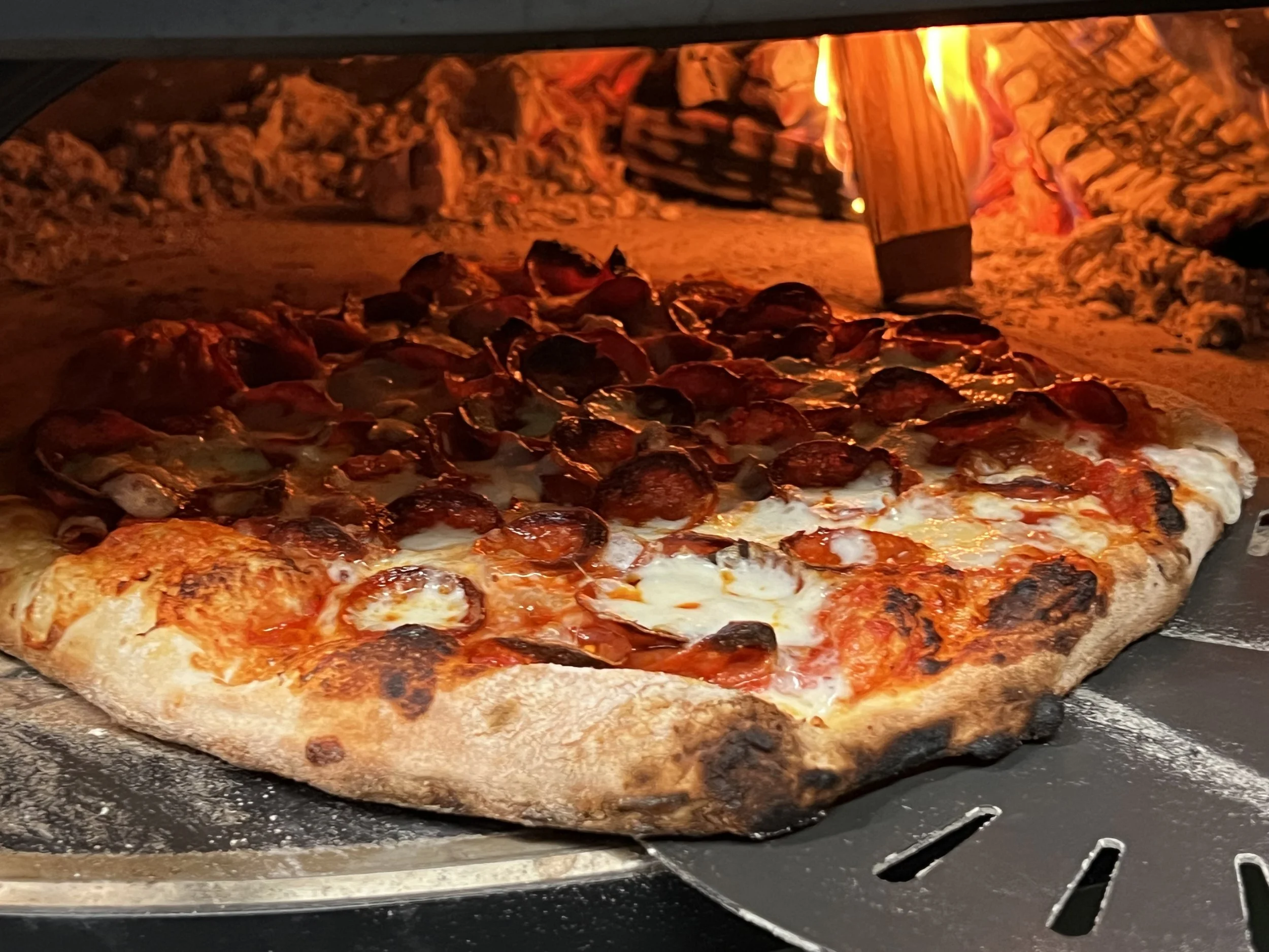 Pizza and wings specials to go lockport