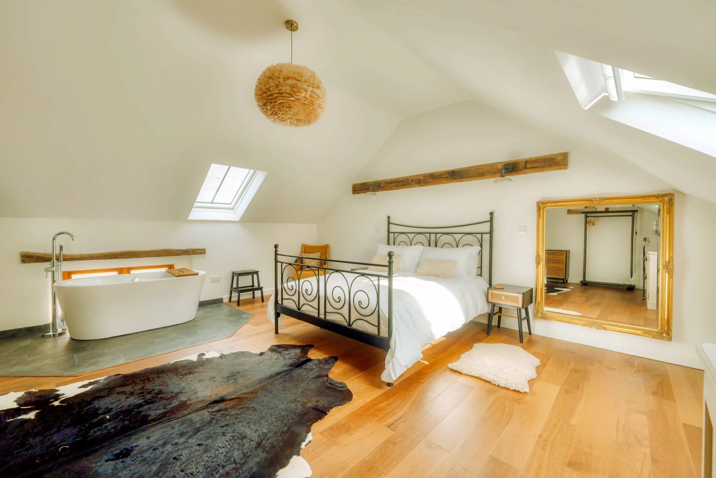 Tumbledown - Bedroom 2 (1).jpg