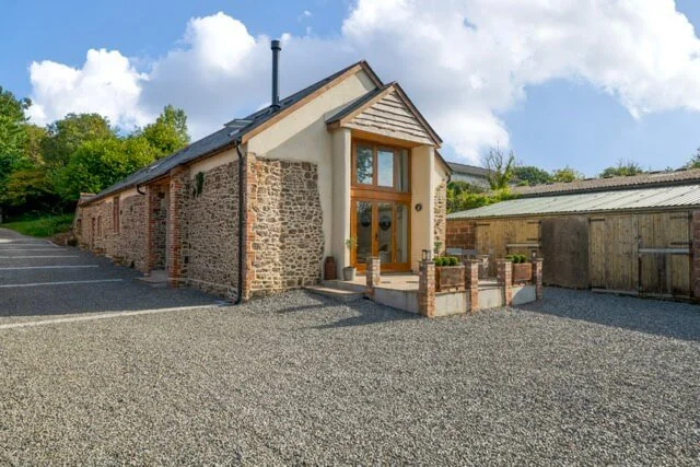 Tumbledown Barn Front.jpeg