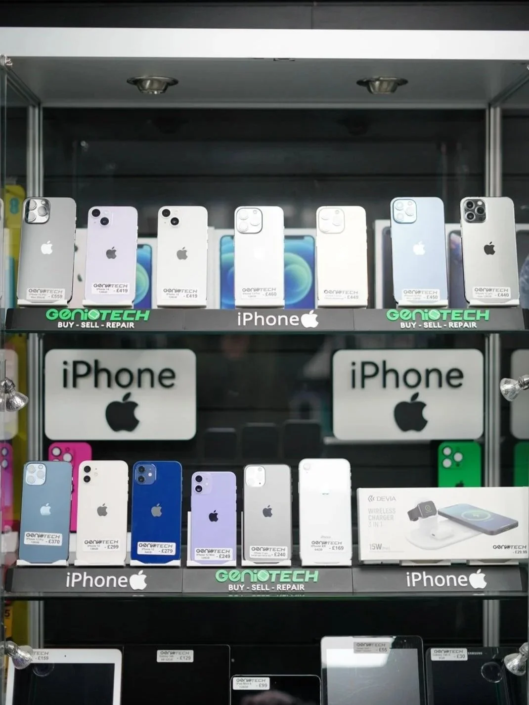 Retail phone display system
