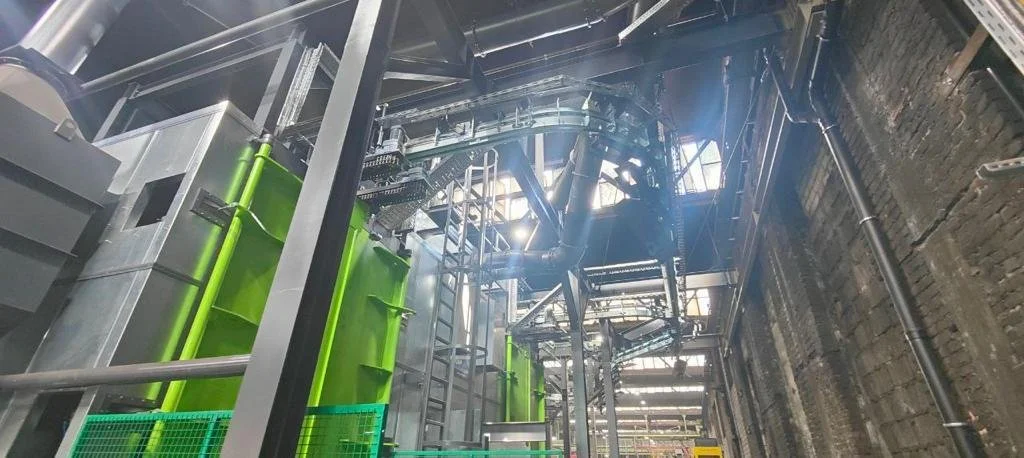 Power & Free PF150 Strahlkabine