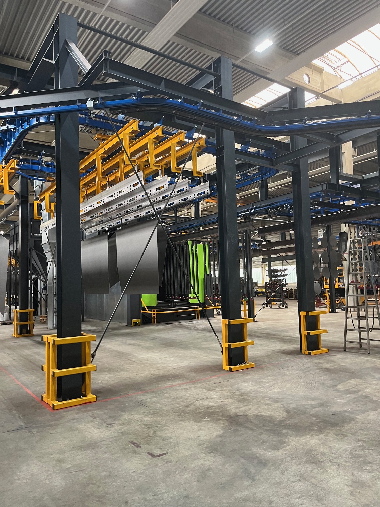 Power & Free PF150 Strahlkabine