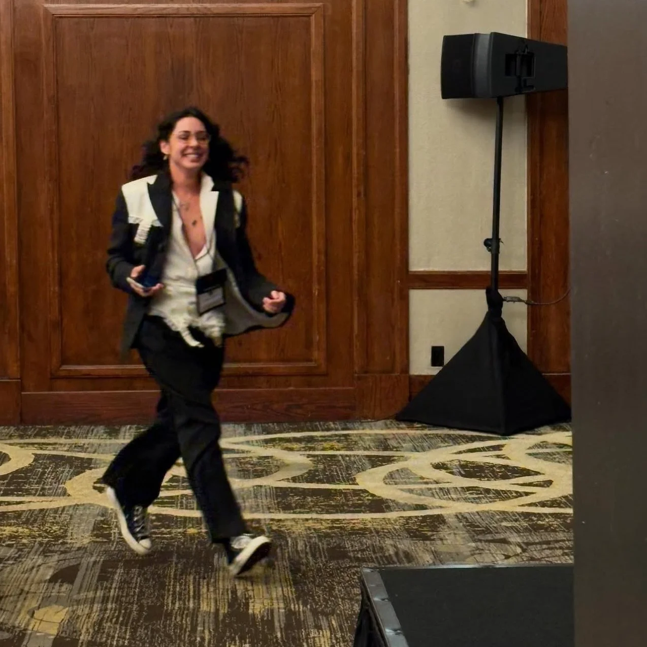 StokerCon!! My 4th year going (it always feels like summer camp), and this one was particularly special. Was so happy to get to see friends old and new and meet so many like-minded lovers of the genre. I love these people more than I could ever possi