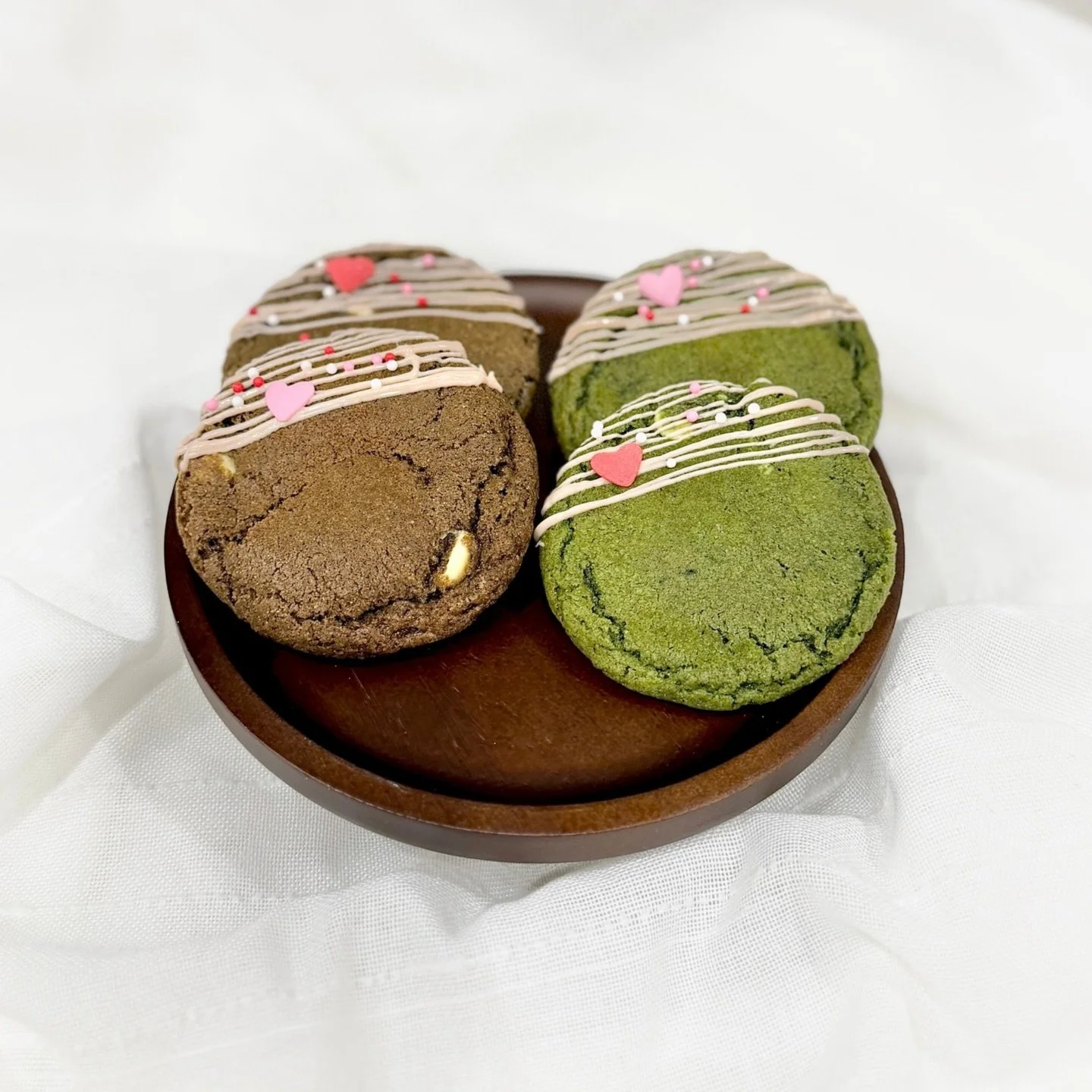 ⠀⠀⠀ ⠀
. 𝗞𝗘𝗜𝗞𝗘𝗨 𝗠𝗜𝗡𝗜 𝗩𝗗𝗔𝗬 𝗧𝗥𝗘𝗔𝗧 𝗕𝗢𝗫 💝 .
You asked, and we listened 👀🍪 For those who want just a treat, we&rsquo;re launching a small treat box with cookies and brownies only&mdash;no cake

(Our Valentine&rsquo;s Treat Box with