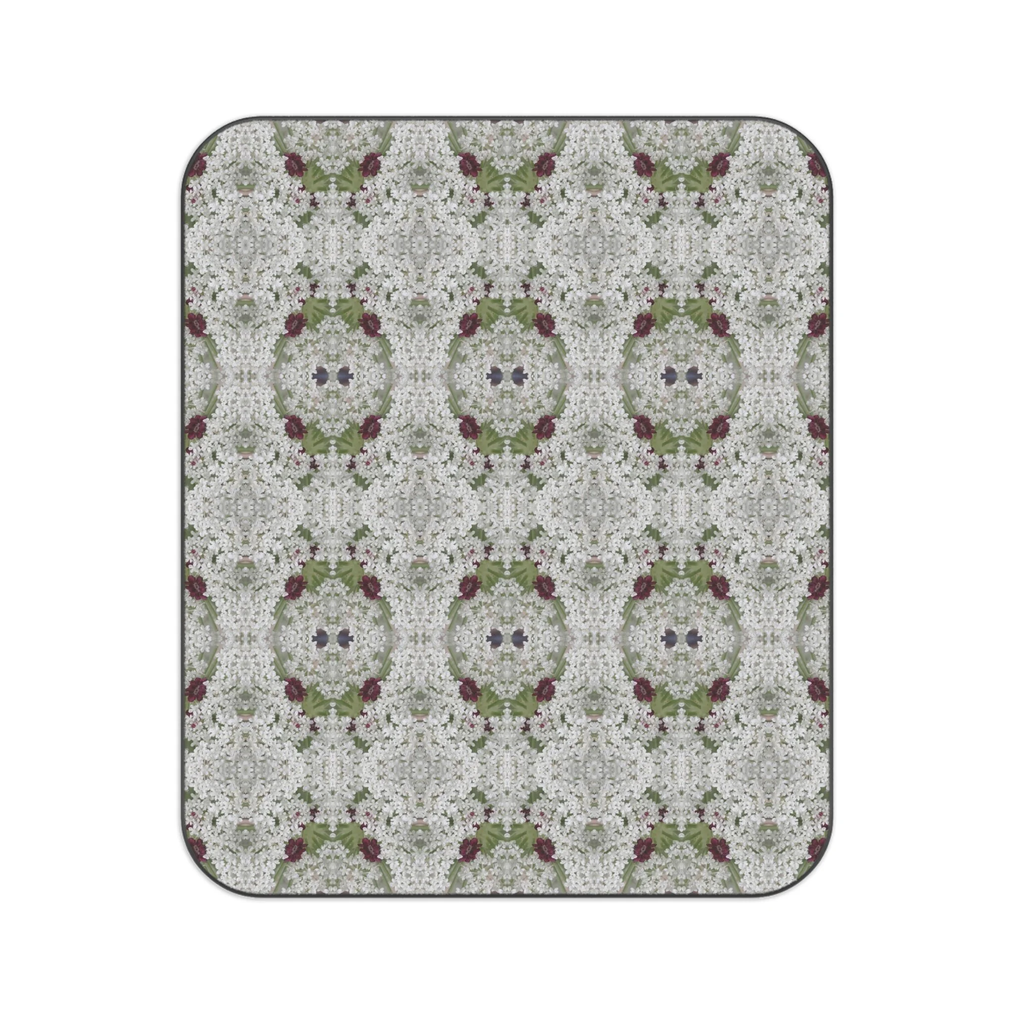 Symmagery Queen Anne's Lace Picnic Blanket - Perfect Outdoor Companion, Ideal for Festivals, Beach Days, Camping, Family Gatherings, or Relaxing at Home