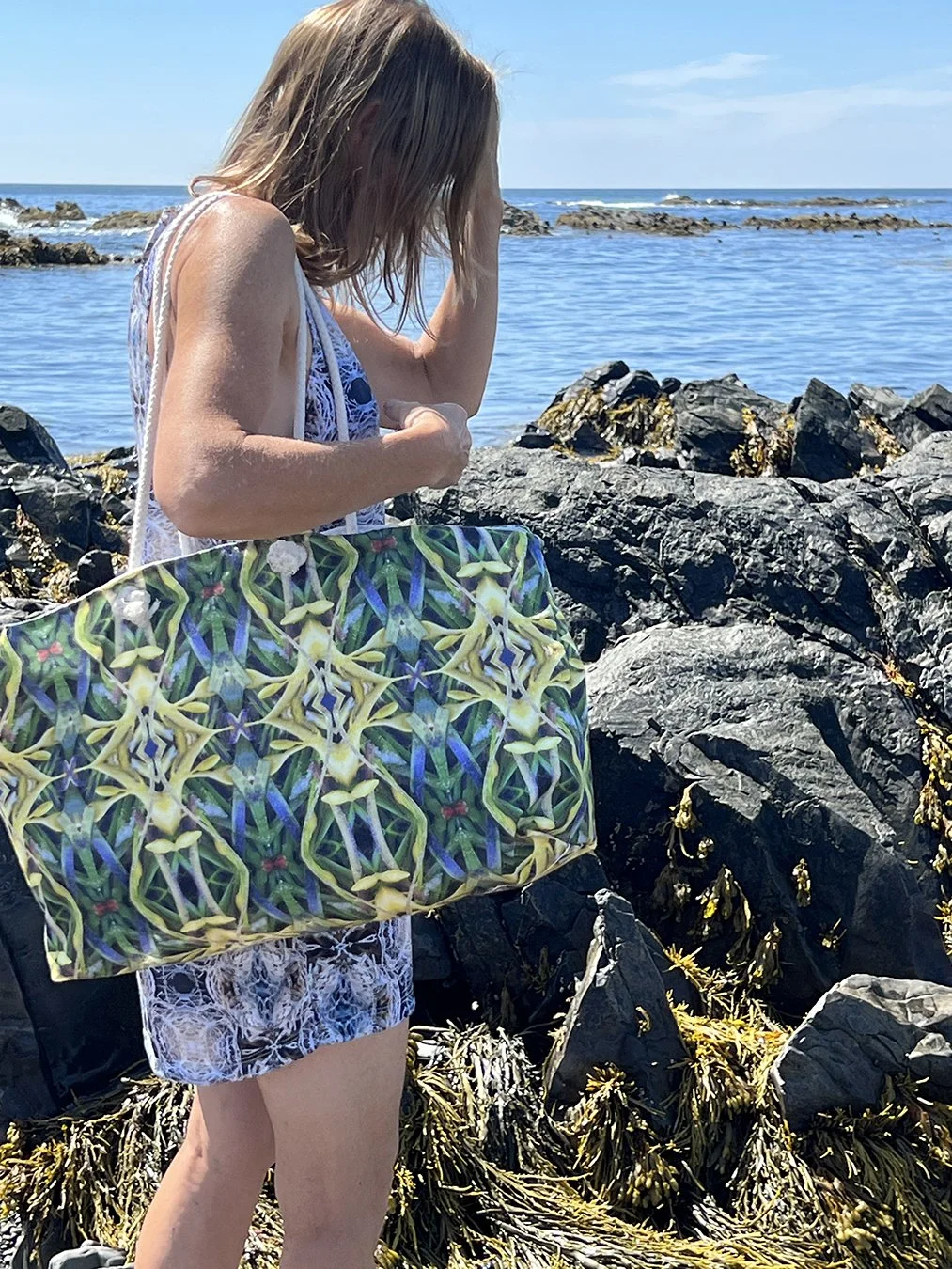 Symmagery Temple Seaweed Beach Bag