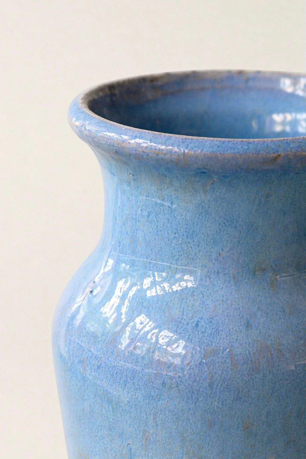 Castile Vase_tommy_2.jpg