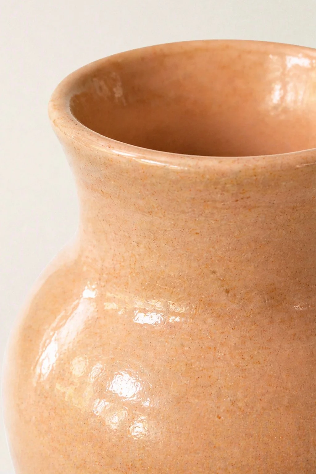 peach vase_tommy_2.jpg