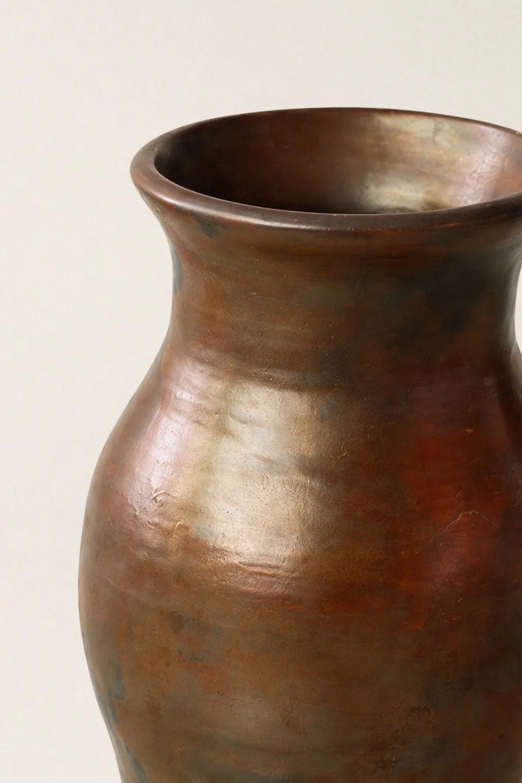 black walnut vase_2_tommy_2.jpg