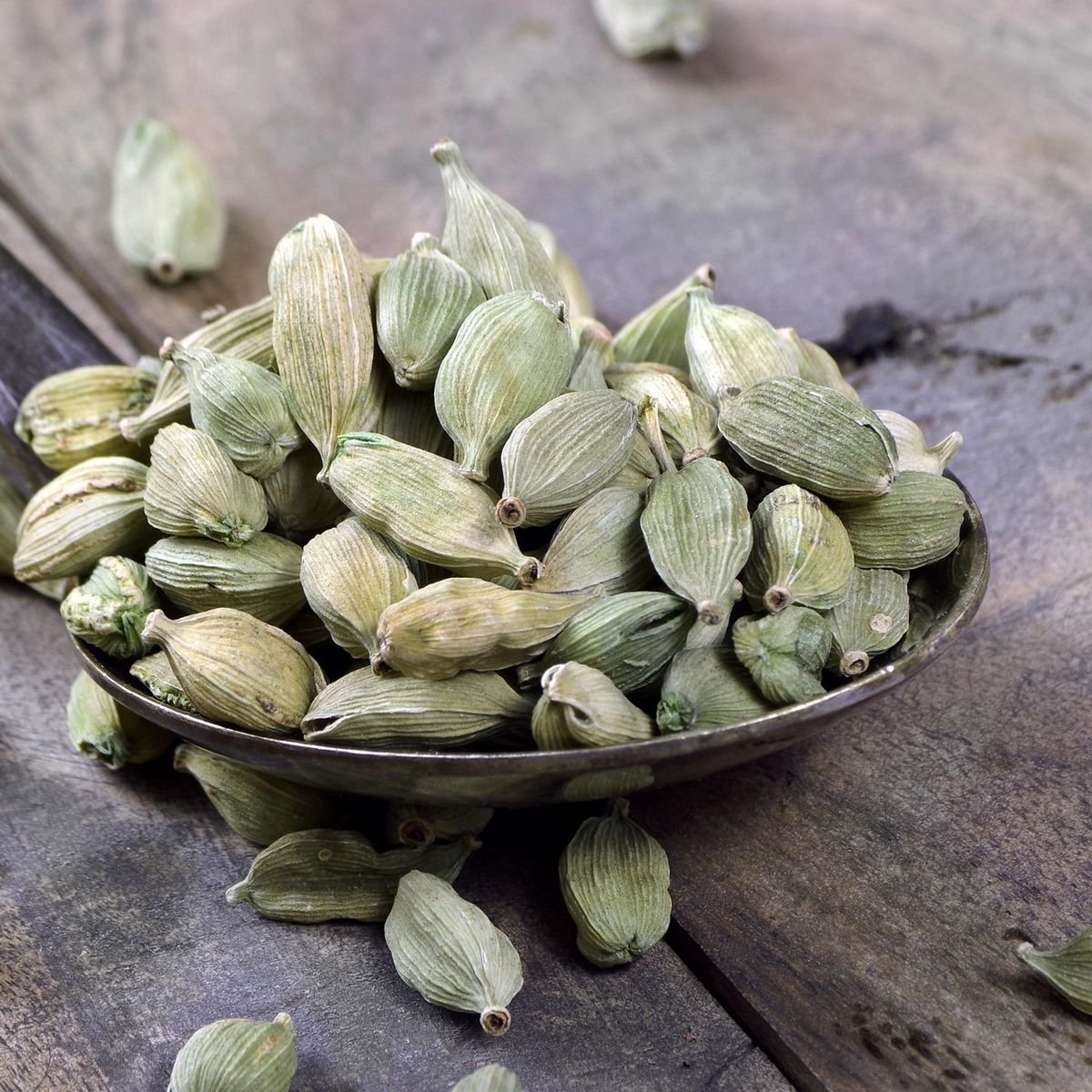 Whole Green Cardamoms 30g
