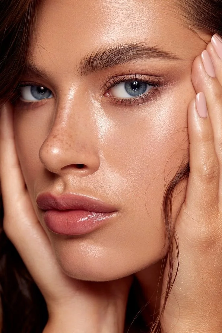 Color Boost is a refresh treatment designed to revive and enhance existing brow, lip, and eyeliner tattoos.