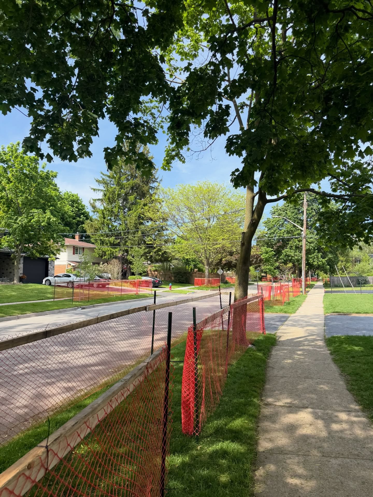 🚧 Shoreacres neighbours: if you&rsquo;ve noticed the orange fencing and increased activity along Spruce Avenue, work is now underway as part of the City&rsquo;s Spruce Avenue Area Minor Reconstruction project.

As someone who lives in Shoreacres, I&