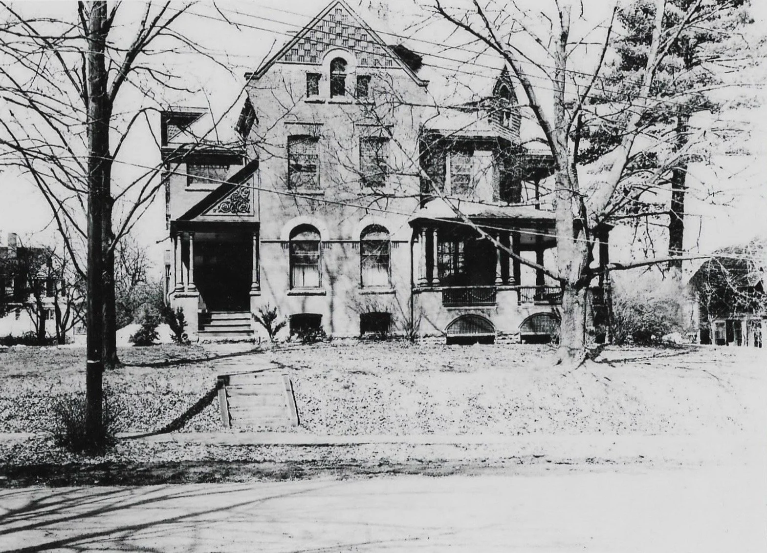A reprint of the photograph taken for the 1950 newspaper article.