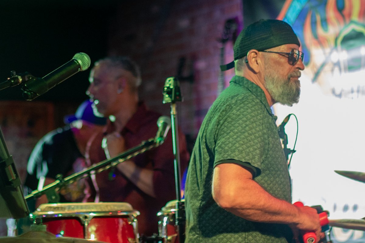 JW Rudys 5 Sept-026.jpg