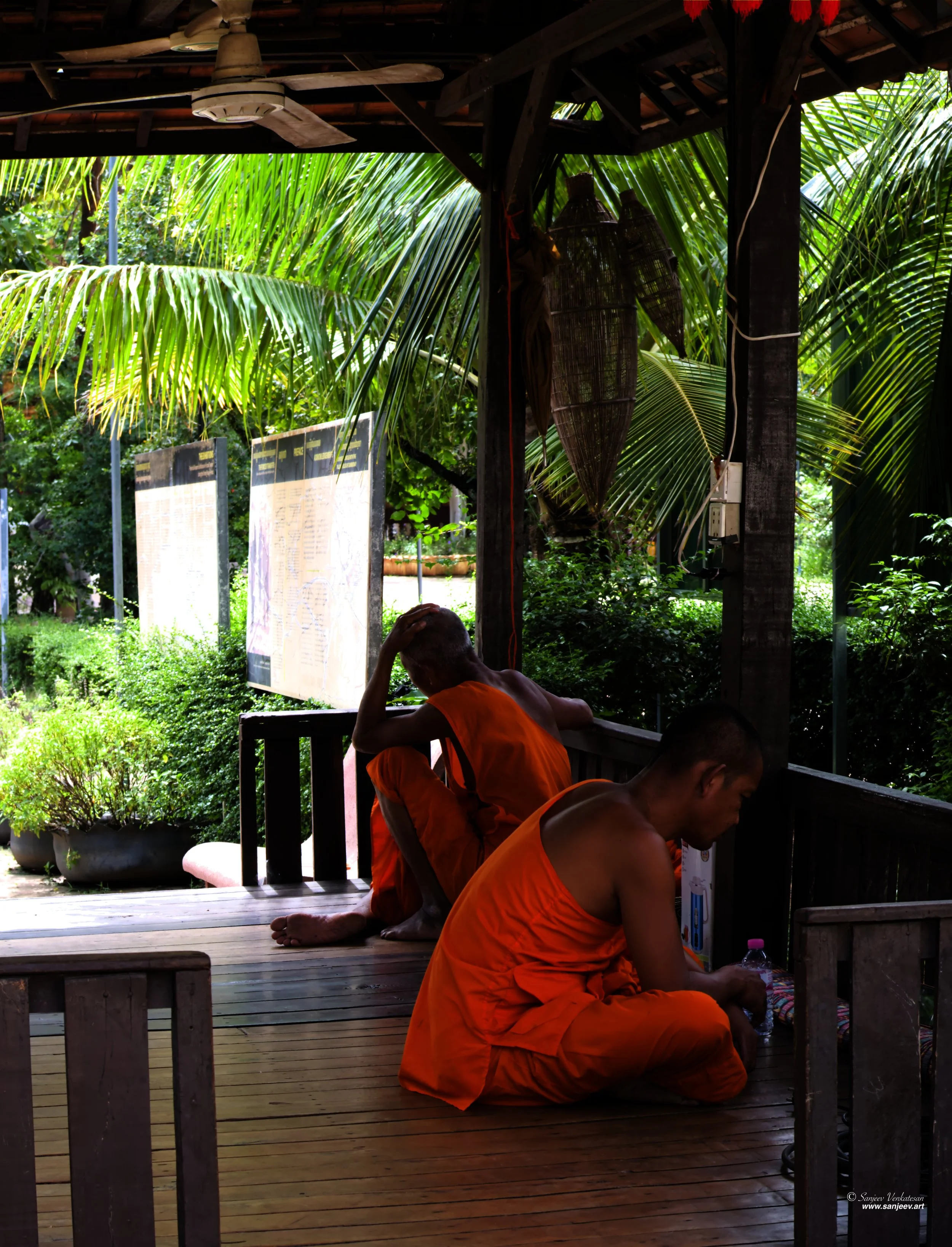 Angkor 2 Monk Sitting.jpg