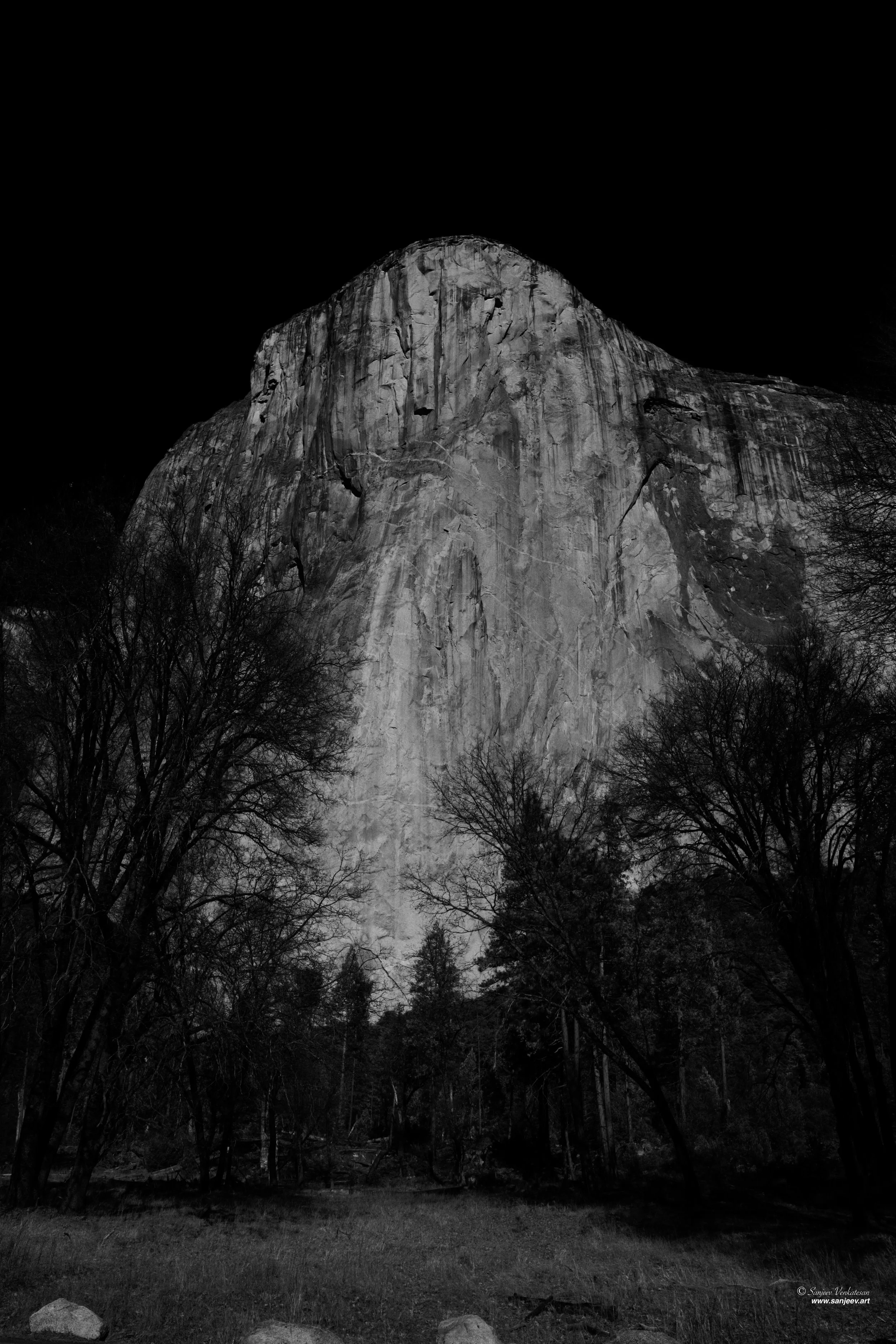 Yosmite ElCapitan Front.jpg