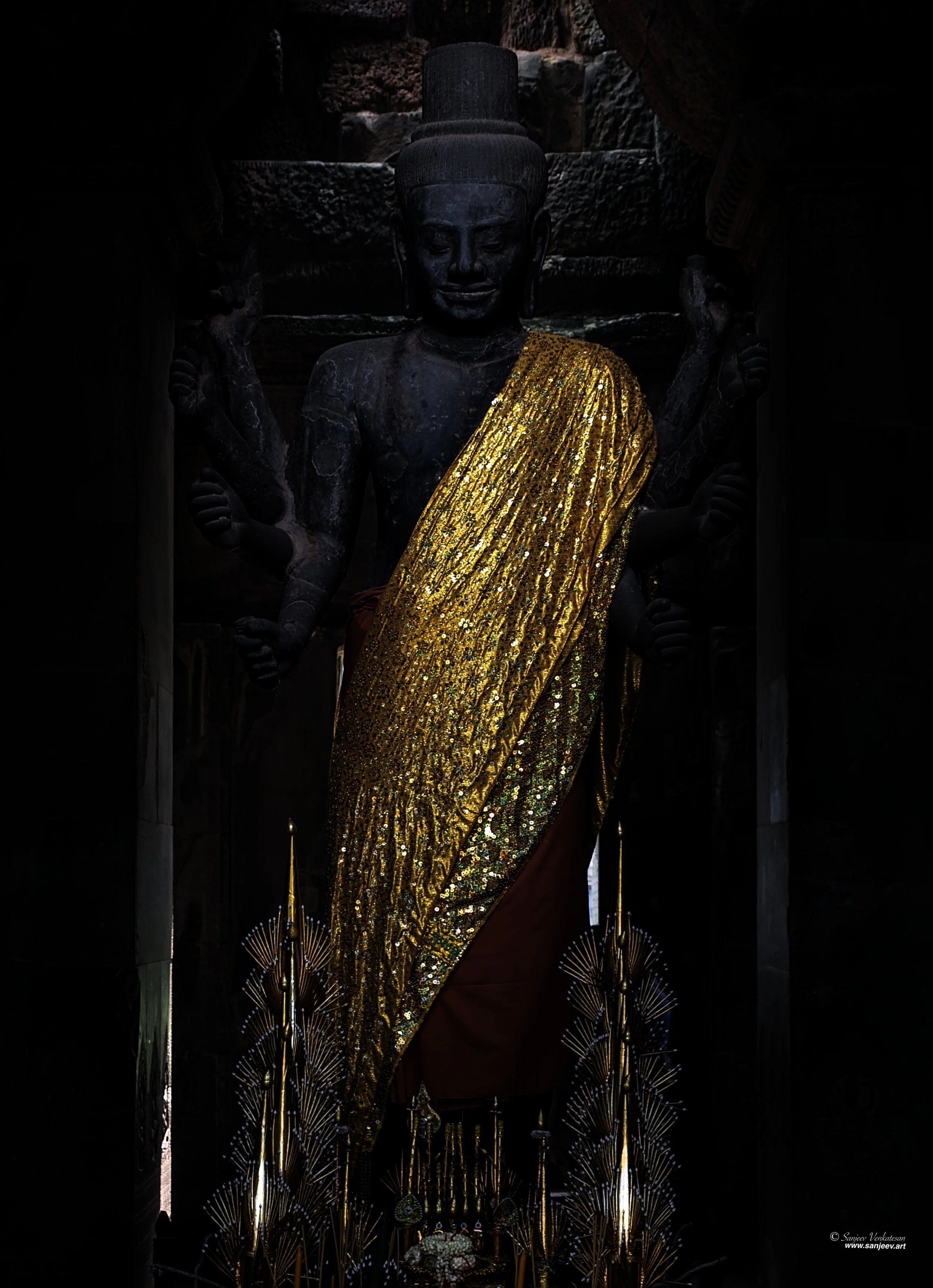 Angkor Vishnu.jpg