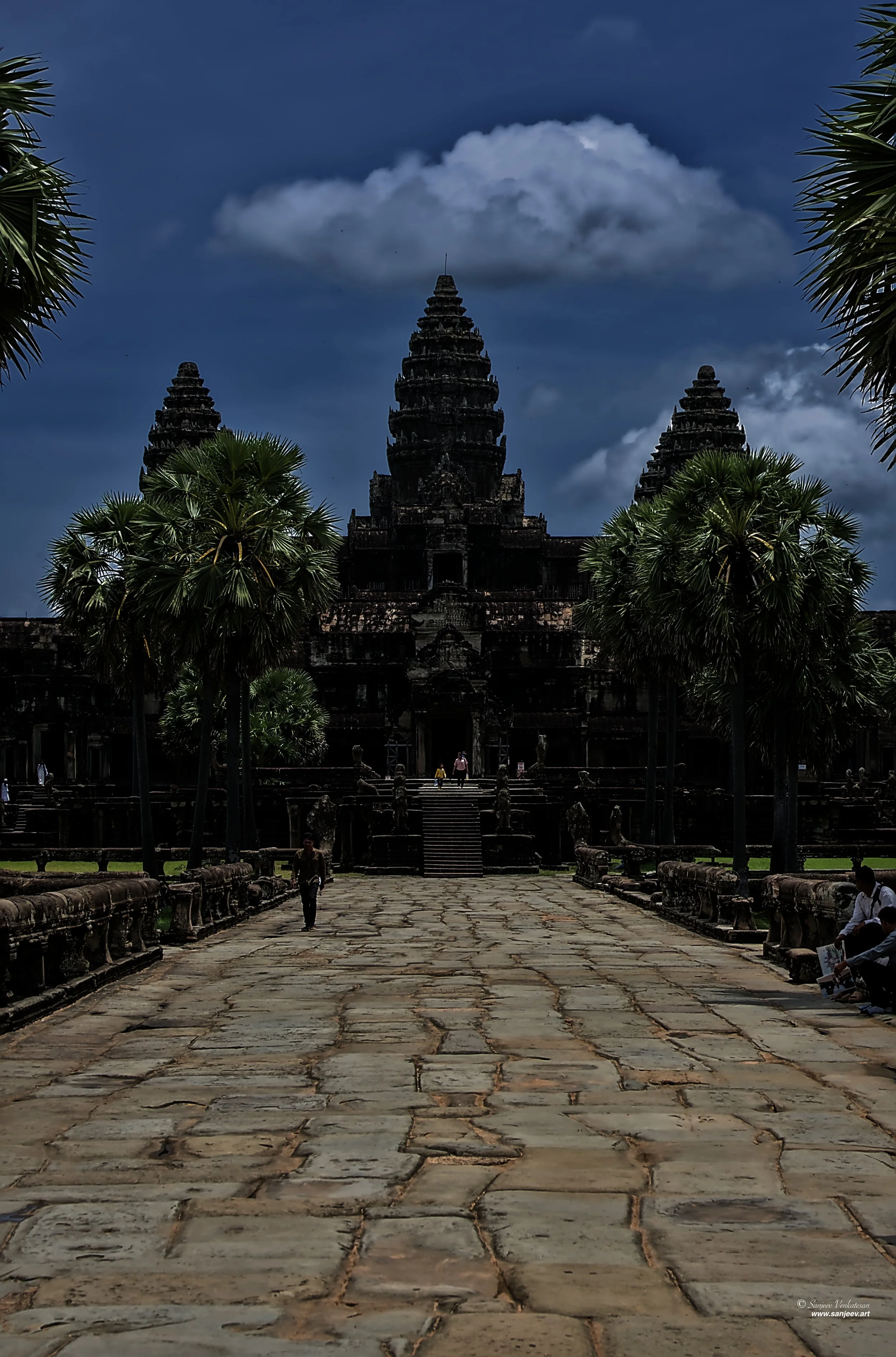 Angkor Frontview.jpg