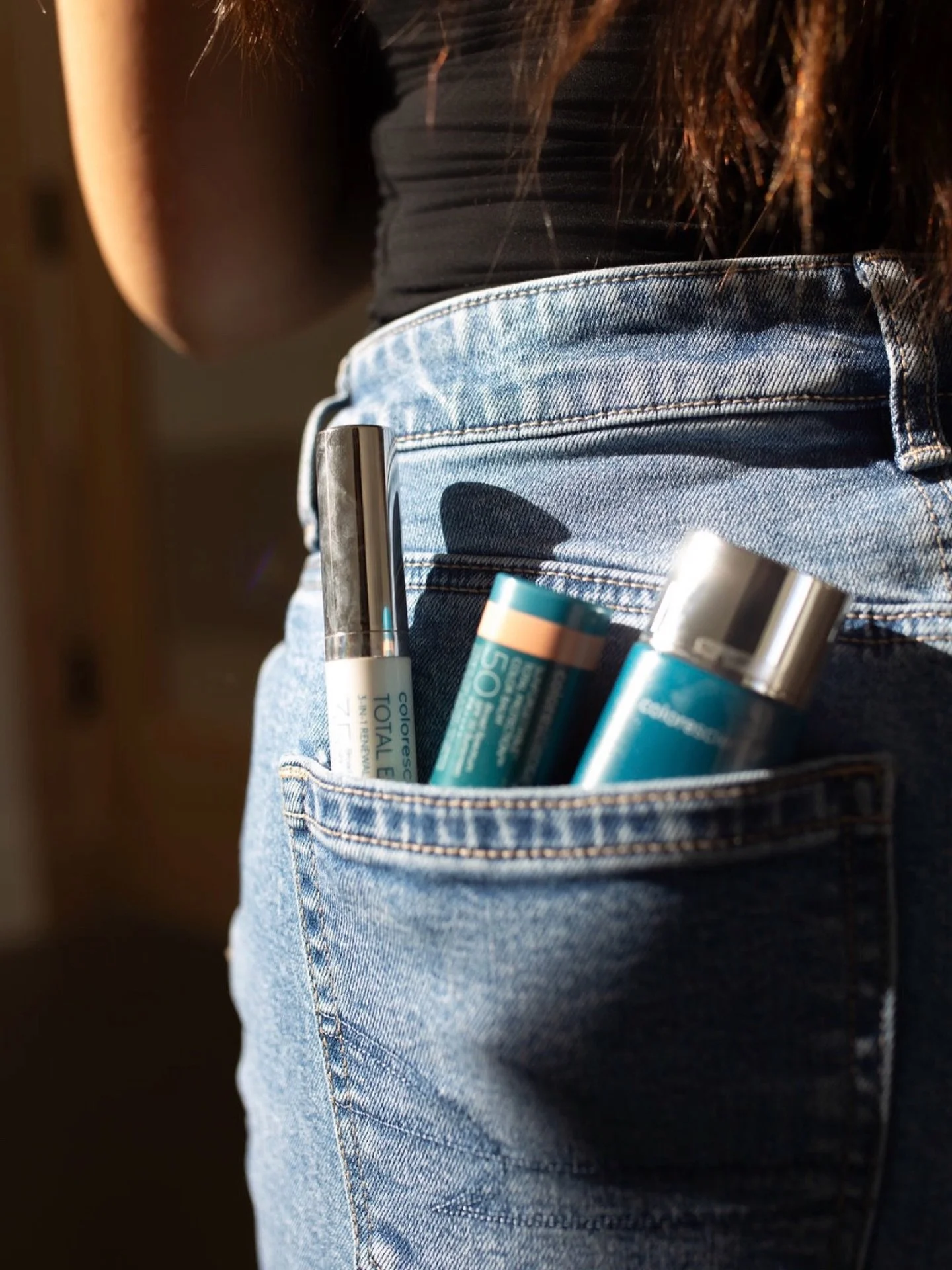 Are you looking for a skincare solution that combines effective sun protection with nourishing ingredients? Here is why you should consider Colorescience!

1. 	Broad Spectrum Protection:

	&bull;	Colorescience offers broad-spectrum SPF products that 