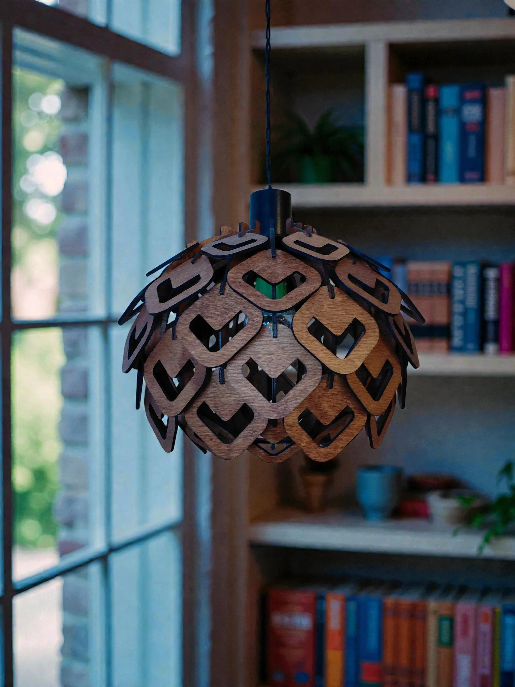 Acorn hanging lamp