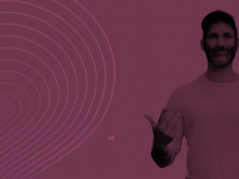 Between Two Speakers: Patricio Hoter