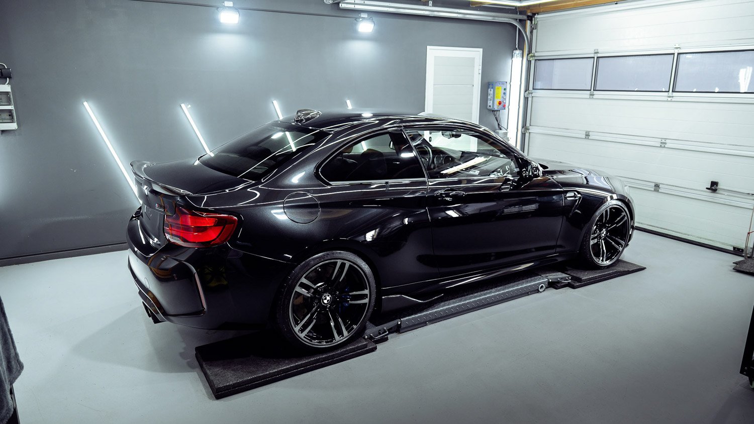 BMW M2 F87