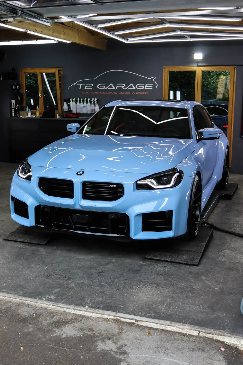 BMW-M2-G87-blue-1.jpg