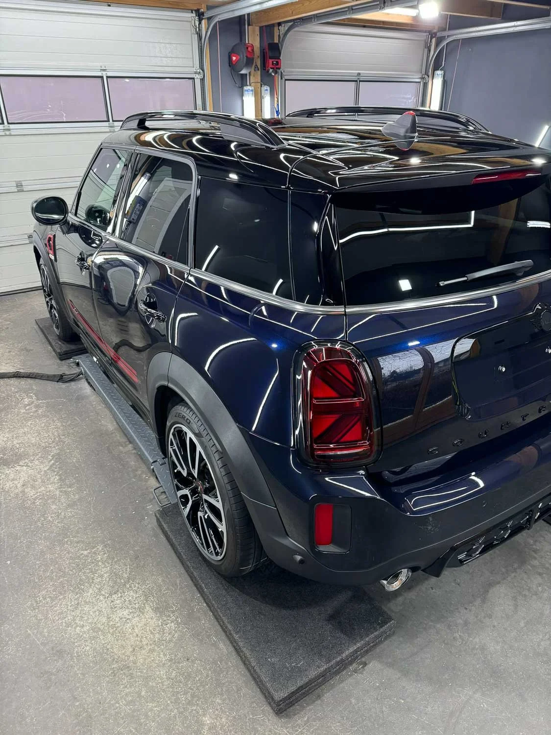 mini-countryman-jcw-5.jpg