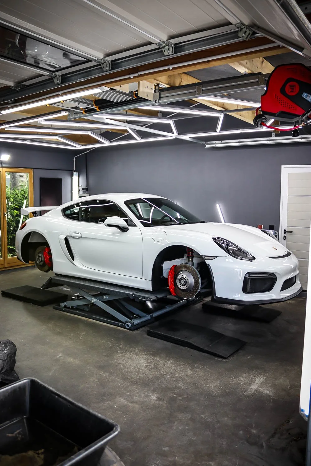 Porsche Cayman GT4 981
