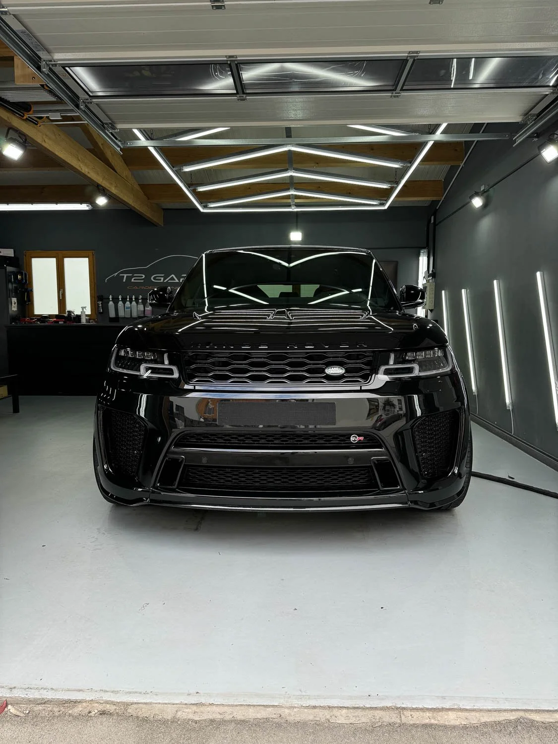 Range Rover Sport SVR