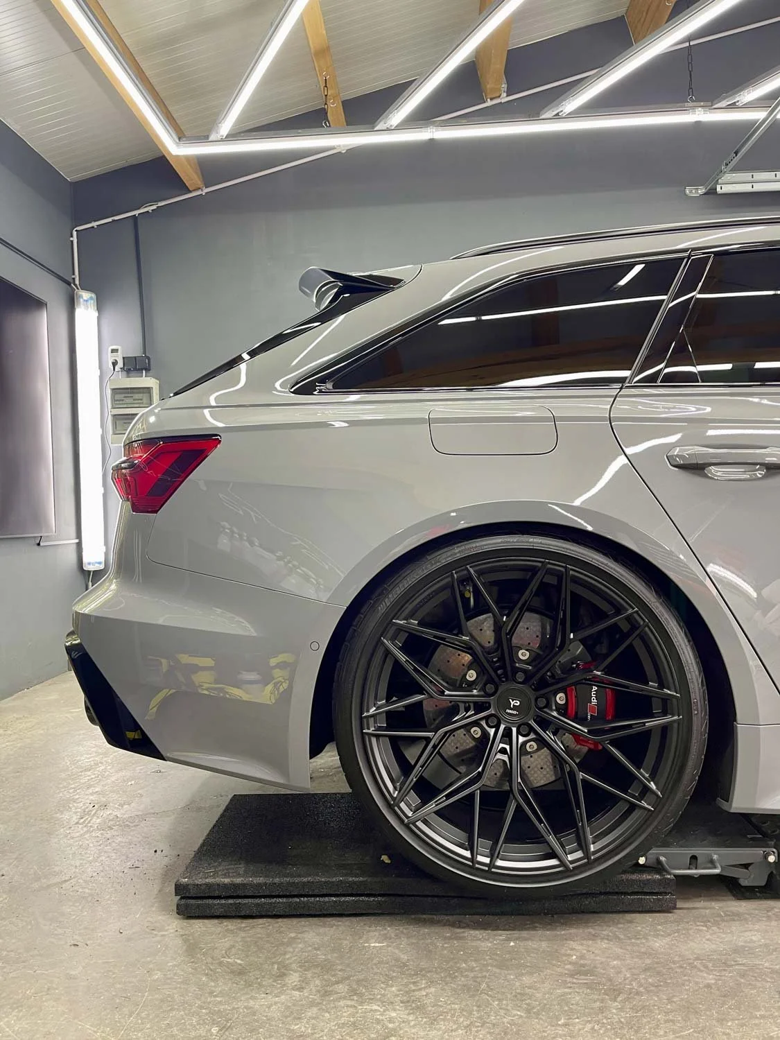 audi-RS6-avant-C8-8.jpg