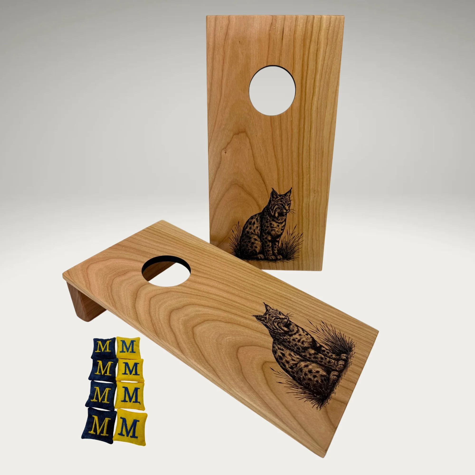 Tabletop Mini Cornhole: Bobcat in Cherry