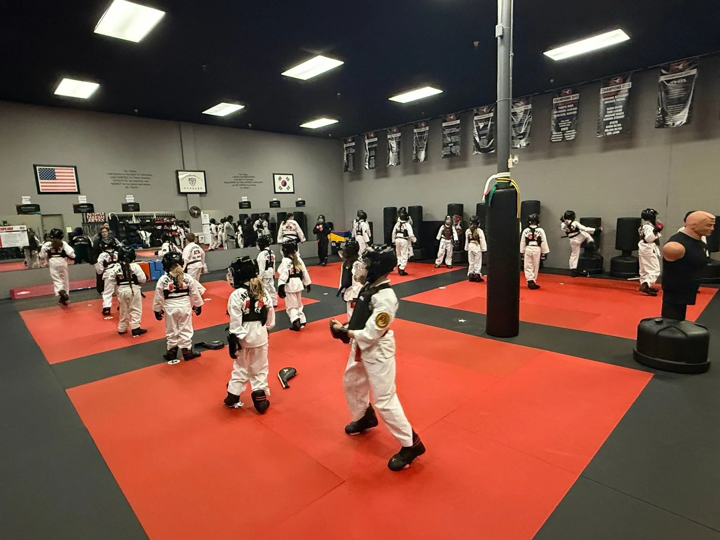 A full house in sparring class.