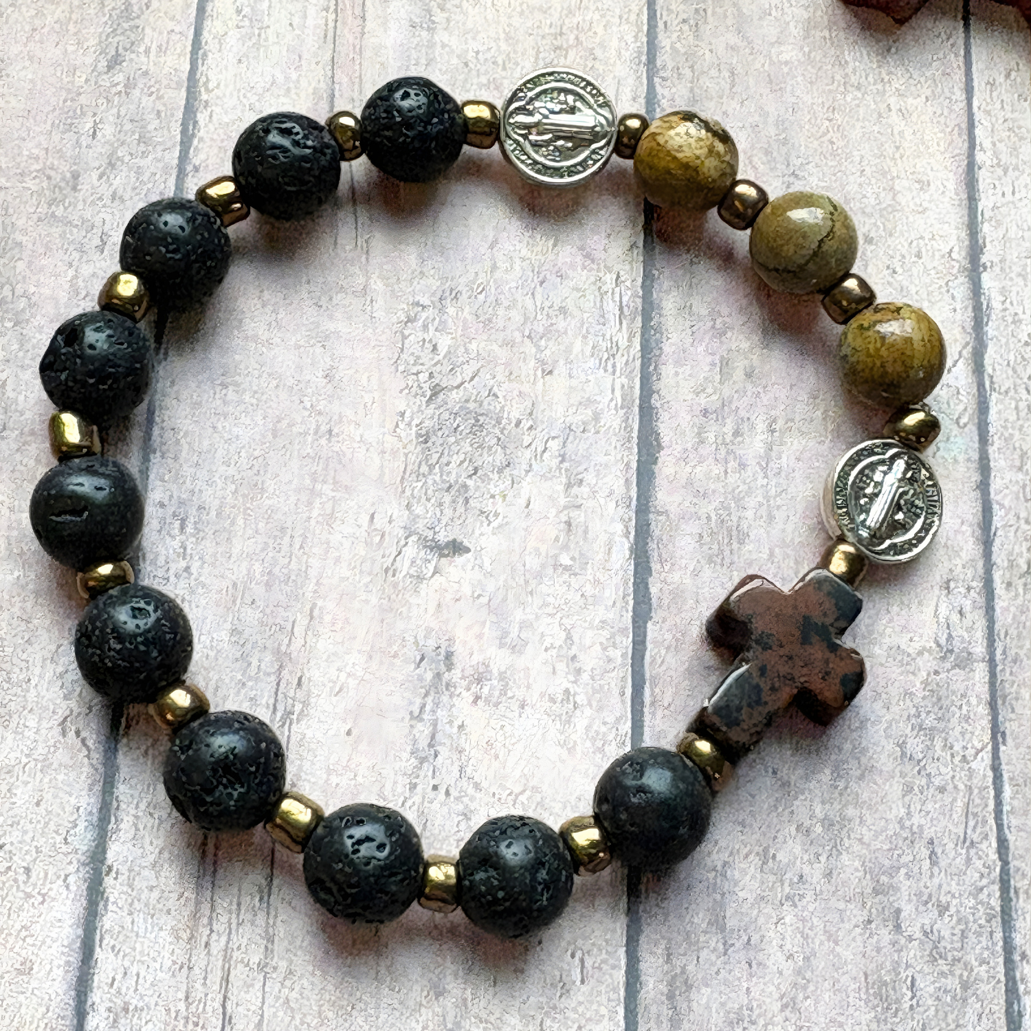 Black Lava Stone.png