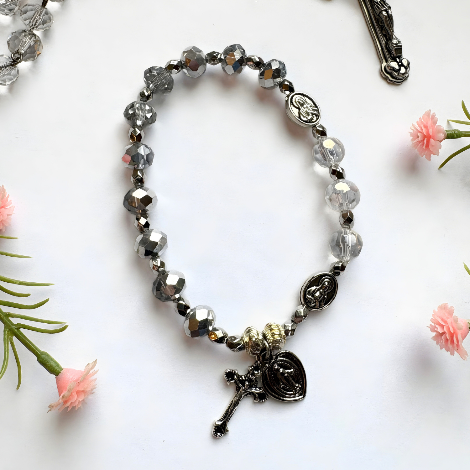 Faceted Glass RB in Silver.png