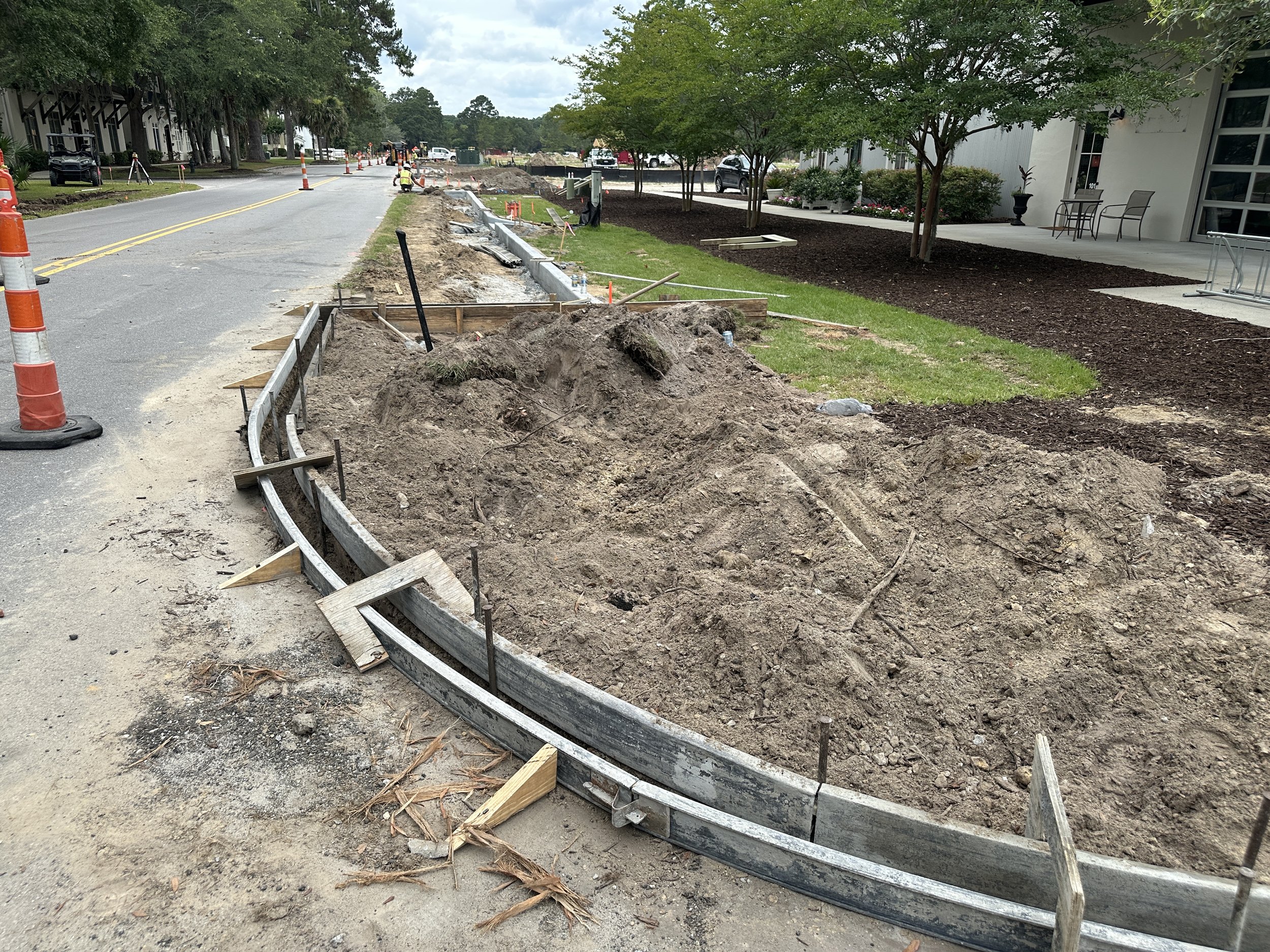 Forming curb for Habersham Pondcrest Phase