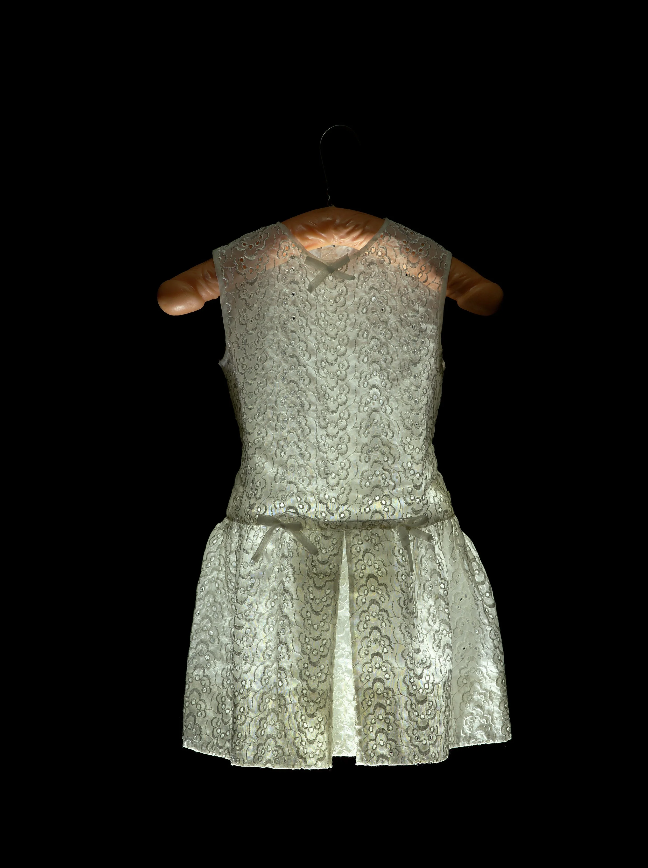 vestido_01_enbaja_300dpi.jpg