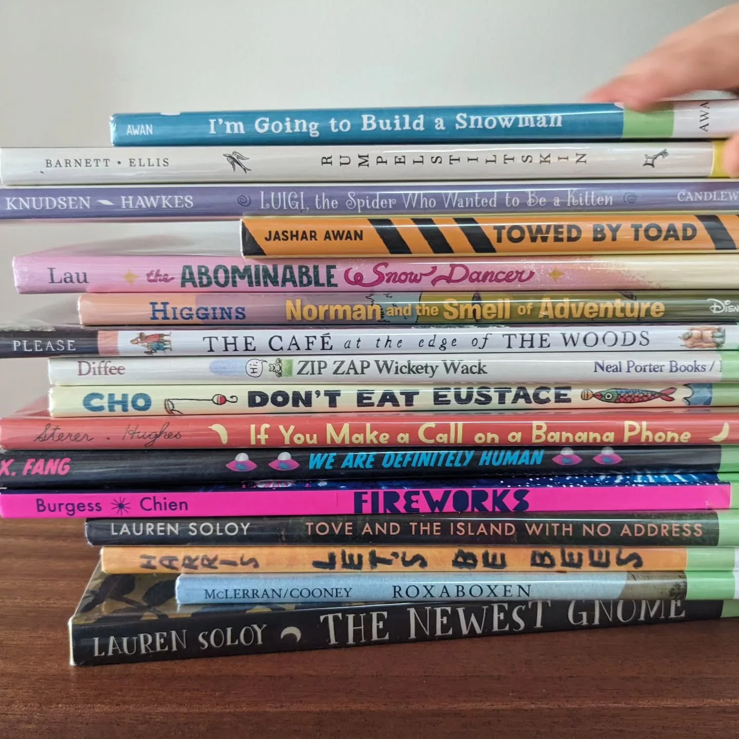 All killers, no fillers with our latest library haul 💪 these are the kind of books that make me want to write IMMEDIATELY (once I've finished reading them all five times each to the kids, obvi). Heavily recommend anything here. 

Do you see any favo