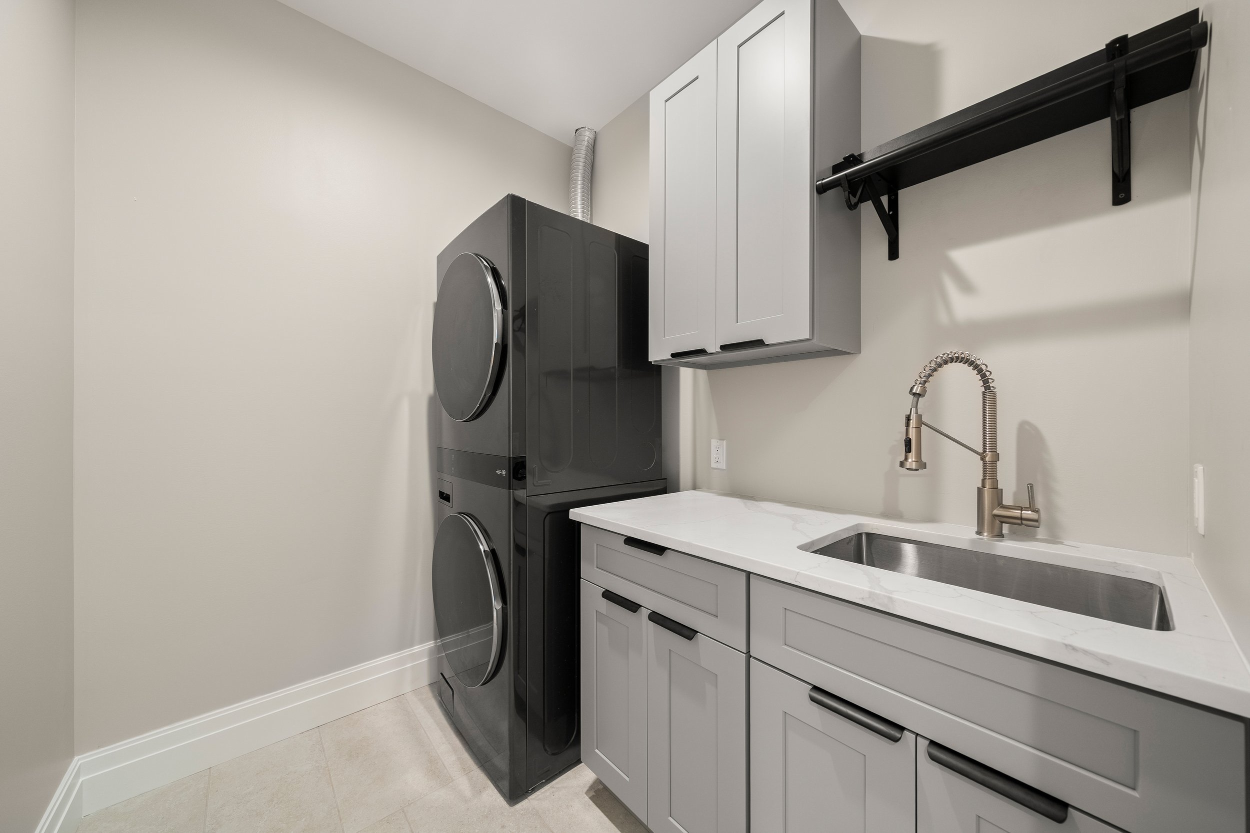 12 Spruce St_Web-123.jpg