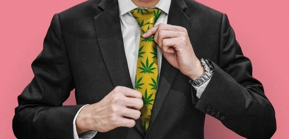 The Pastor with a pot card