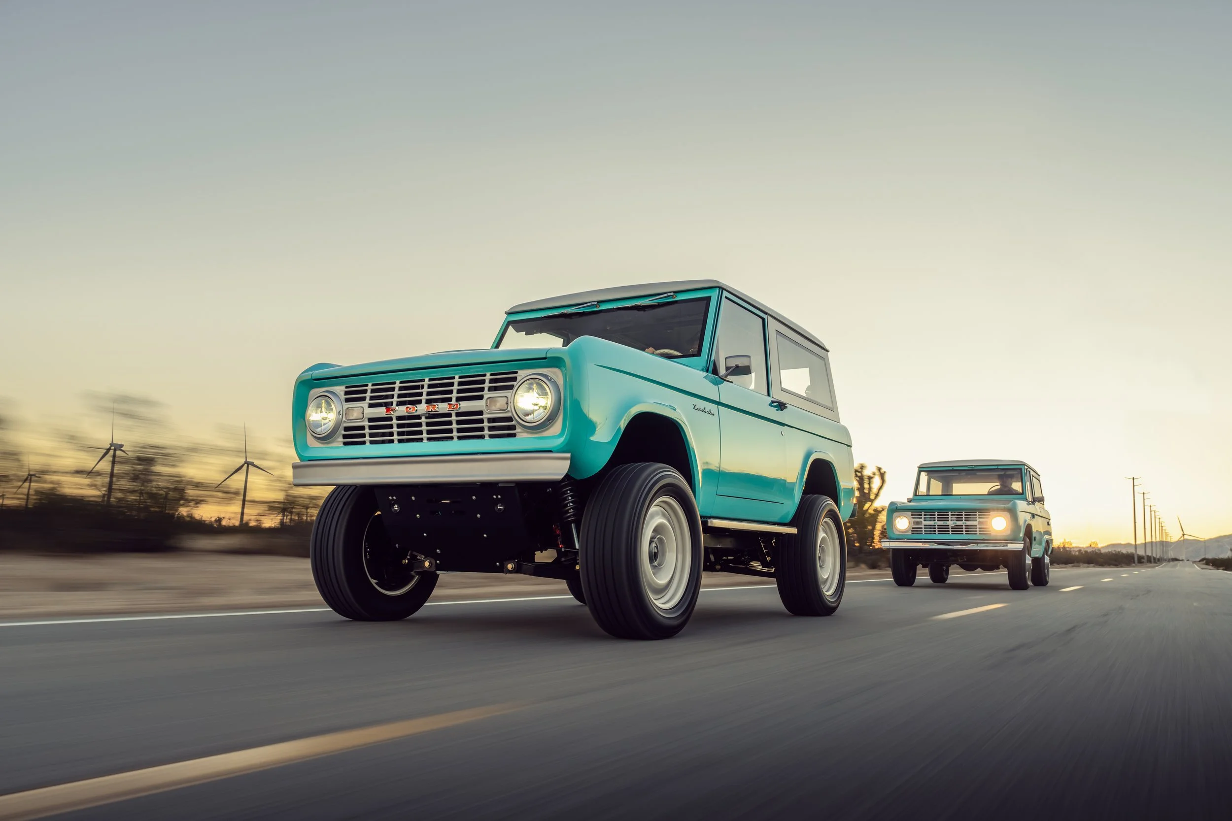 008-Old-New-Bronco-ZeroLabs-Mojave-12.13.jpg