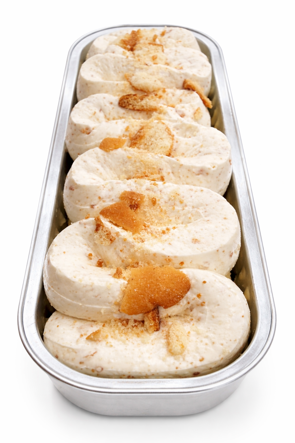 Vanilla mini loaf cake with buttercream frosting and cookie crumble topping by Mondelo Bake Shop in Miami.