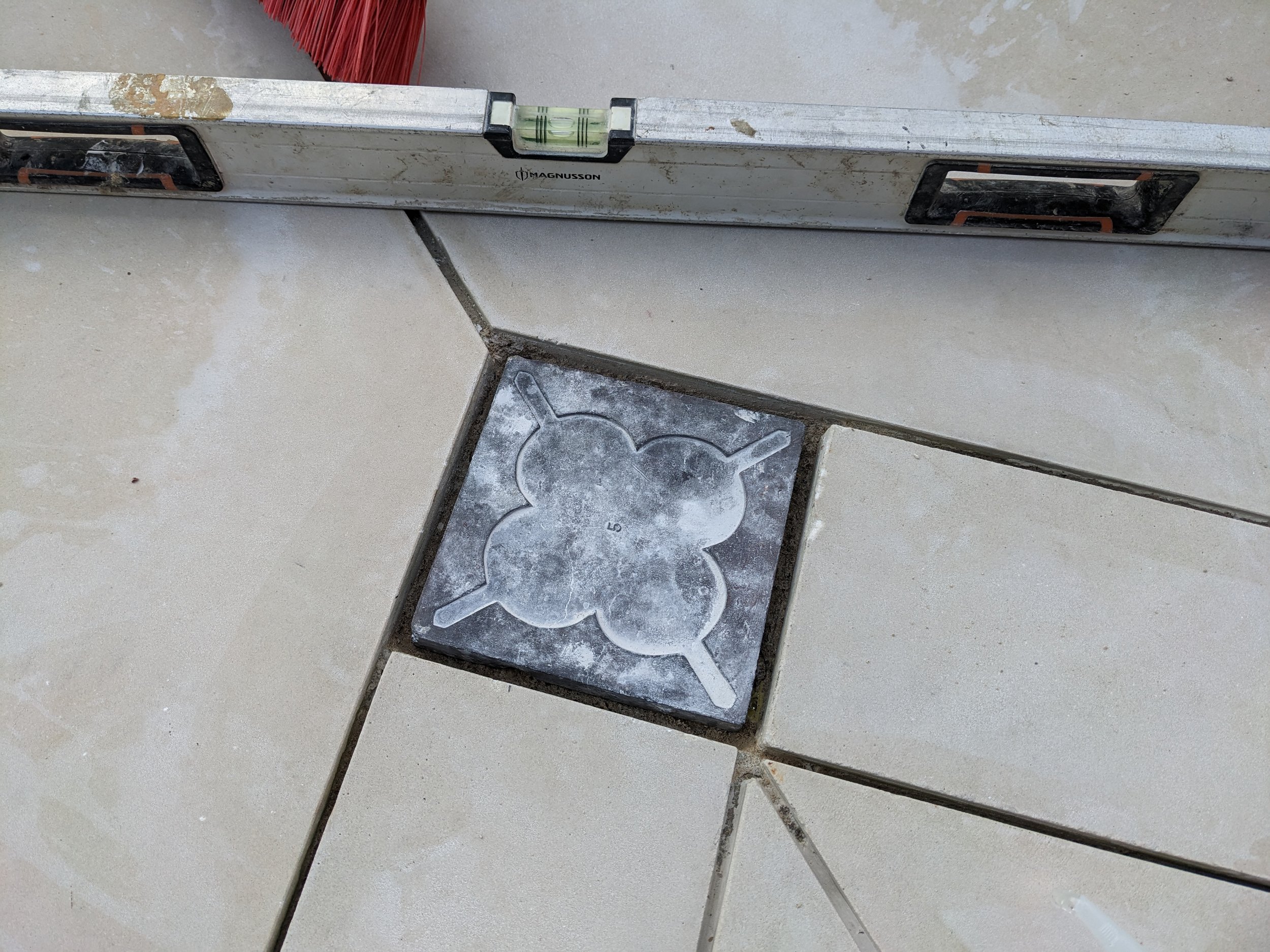 GALLERY INTERIOR FLOOR 2.jpg